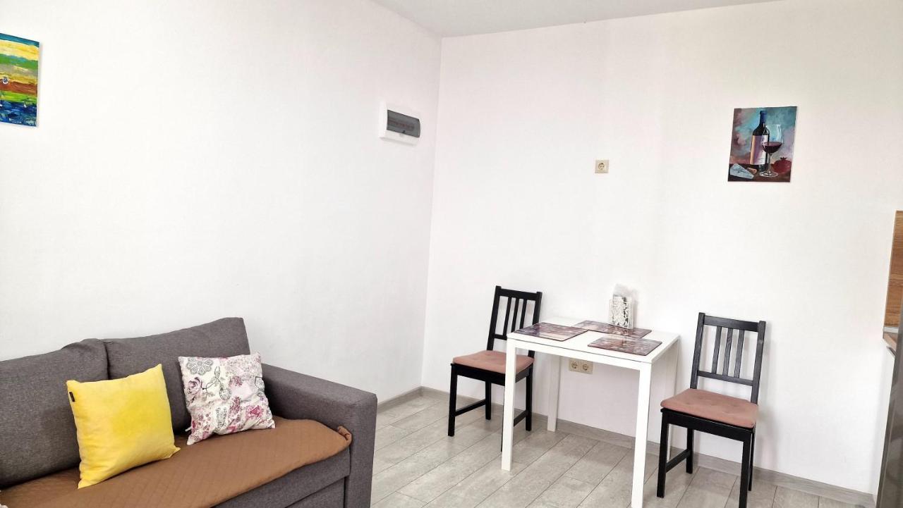 וארנה Lola Seaview Guest House. Уютный Домик В Варне מראה חיצוני תמונה