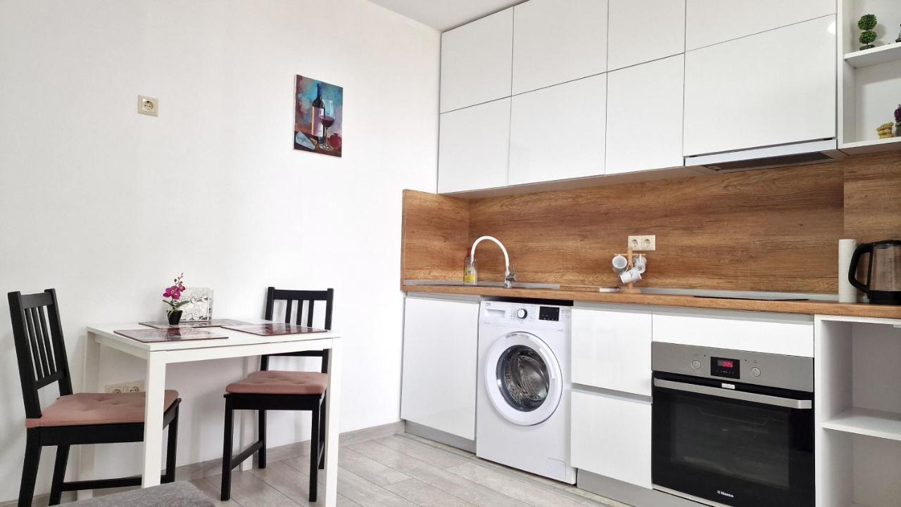 וארנה Lola Seaview Guest House. Уютный Домик В Варне מראה חיצוני תמונה